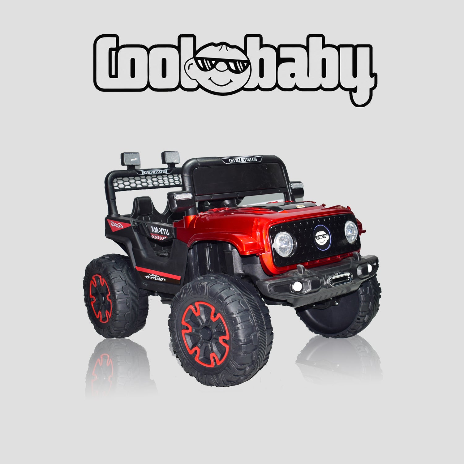 Red Coolbaby Beast 5588 toy car with detailed design and realistic features, perfect for kids and collectors.